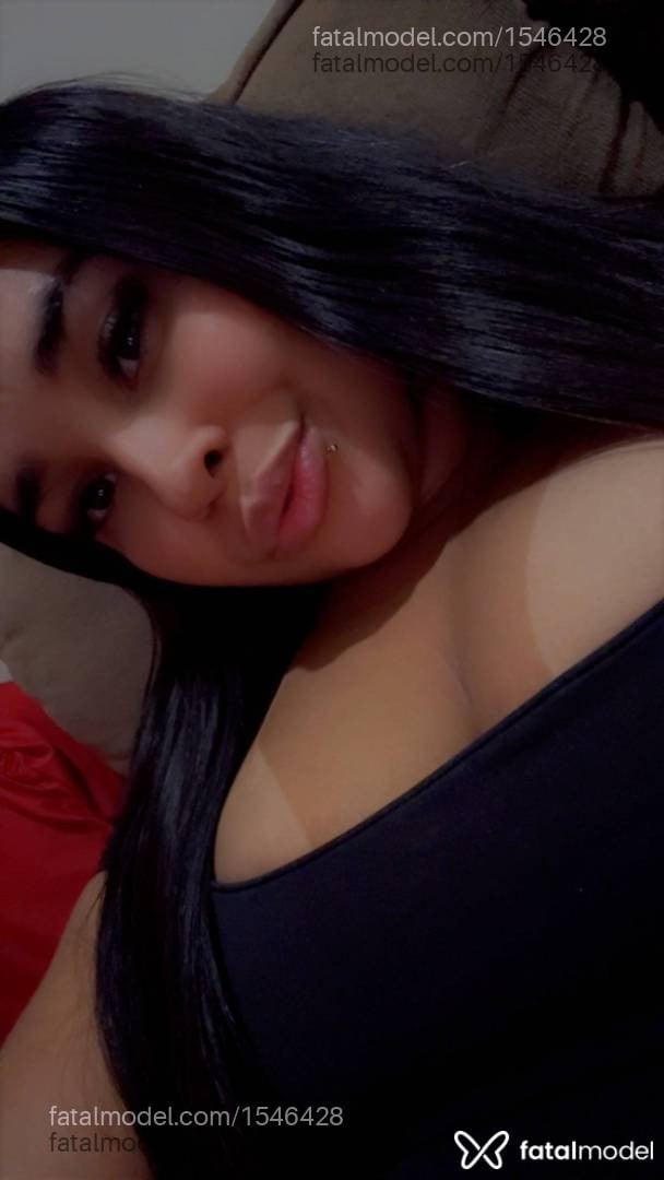Acompanhante mulher morena (o) de olhos castanhos - Laura