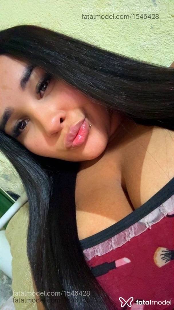 Acompanhante mulher morena (o) de olhos castanhos - Laura Acompanhante mulher morena (o) de olhos castanhos - Laura