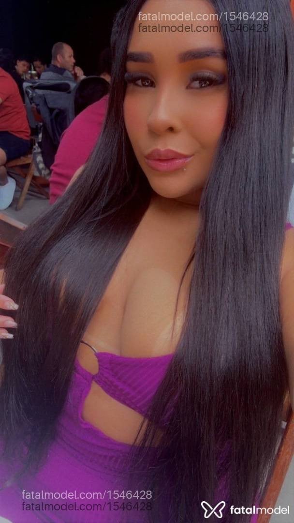Acompanhante mulher morena (o) de olhos castanhos - Laura