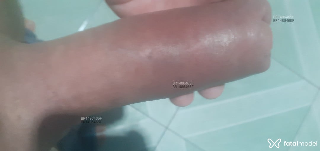 Acompanhante homem com cabelo castanho de olhos castanhos em Tucumã - Dogivan