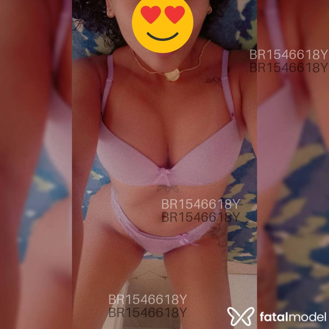 Acompanhante mulher ruiva (o) de olhos pretos em Volta Redonda - Pérola