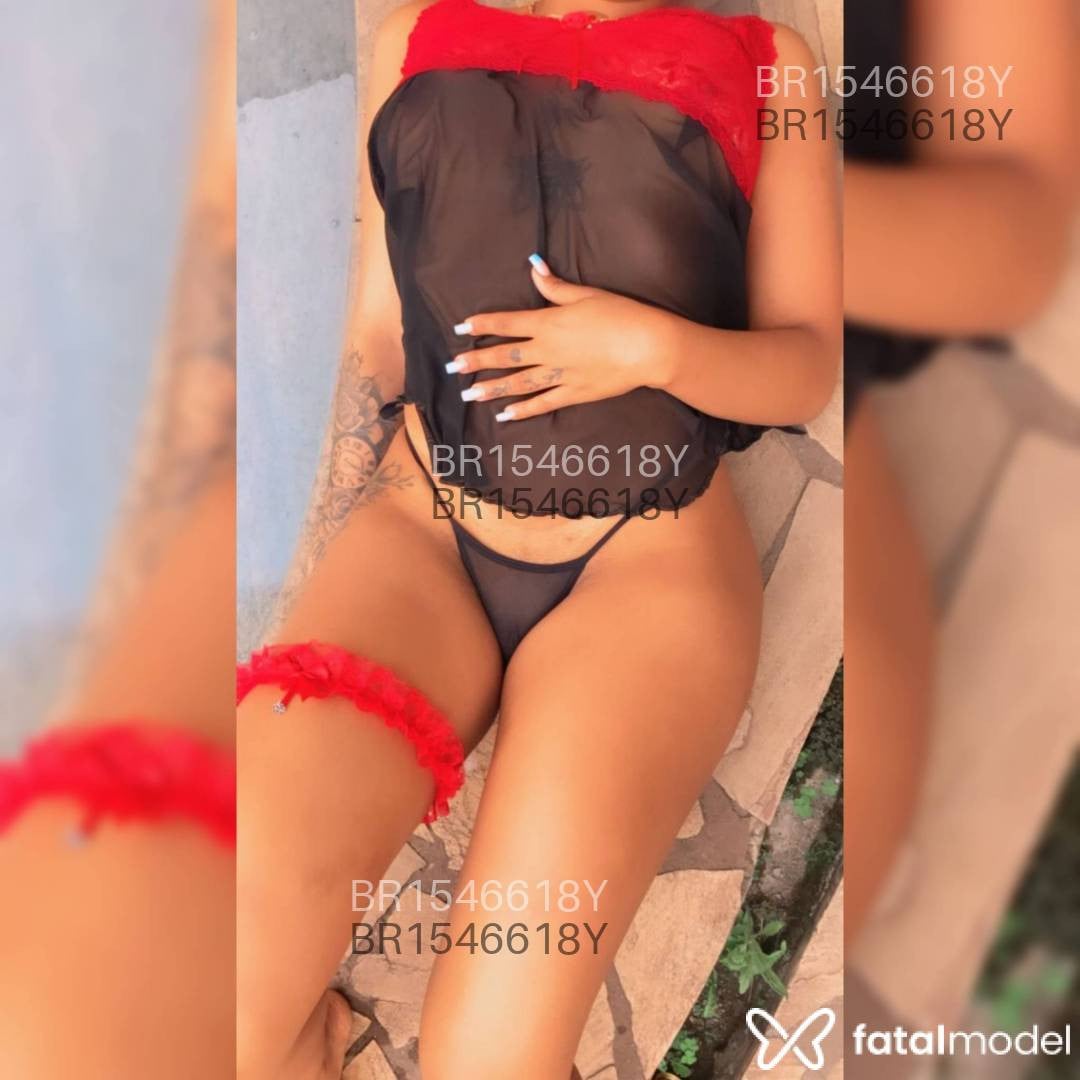 Acompanhante mulher ruiva (o) de olhos pretos em Volta Redonda - Pérola