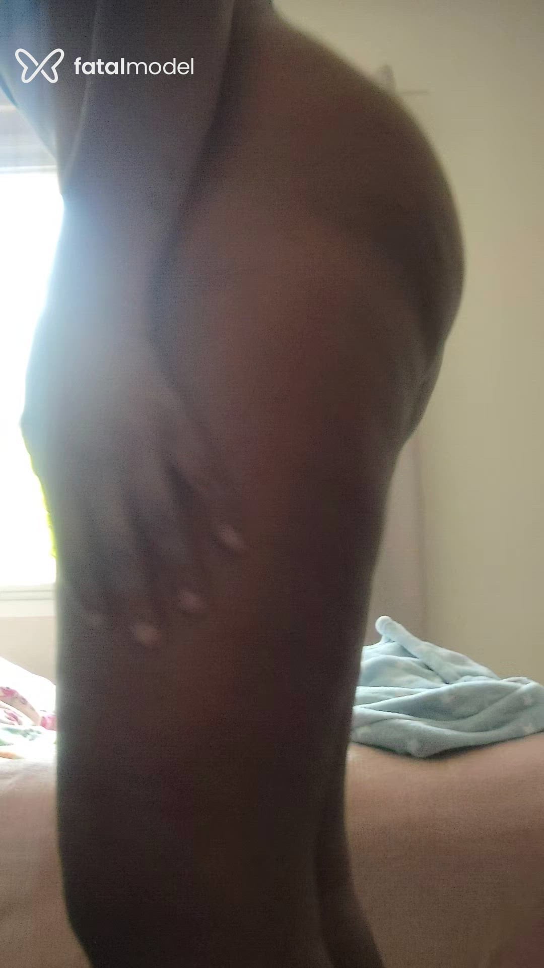 Acompanhante mulher morena (o) de olhos pretos em Caxias do Sul - Cacau Dias