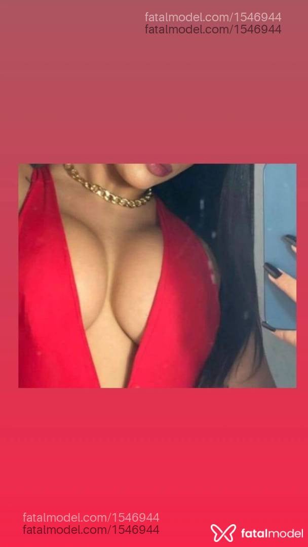 Acompanhante mulher com cabelo castanho de olhos castanhos - Agatha