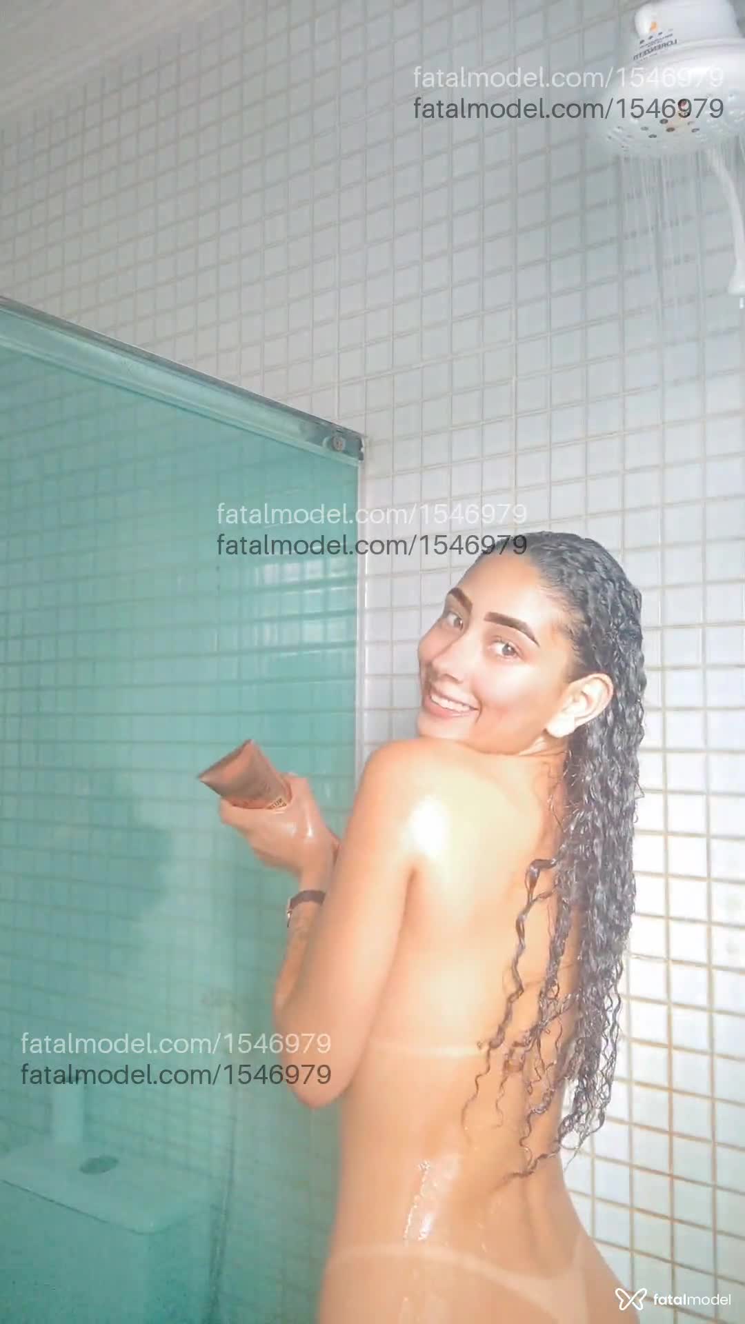 Acompanhante mulher com cabelo castanho de olhos castanhos em Campos dos Goytacazes - Izzadora Ribeiro