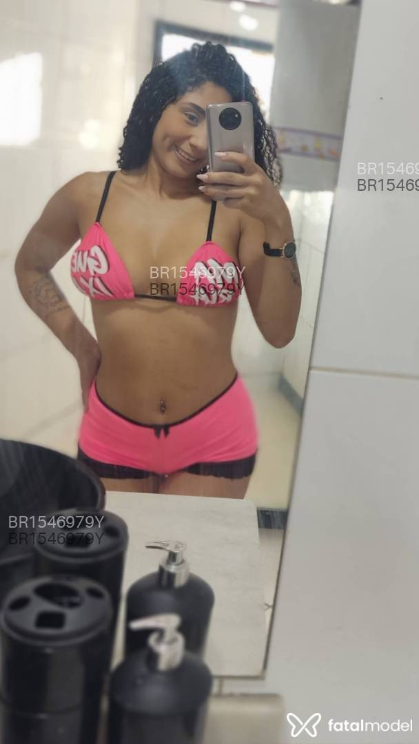 Acompanhante mulher com cabelo castanho de olhos castanhos em Campos dos Goytacazes - Izzadora Ribeiro