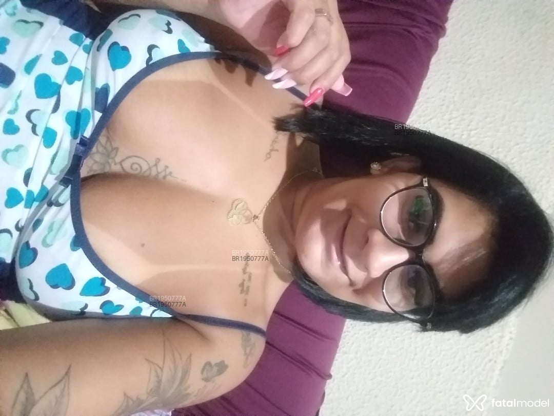 Acompanhante mulher morena (o) de olhos castanhos em Brasília - Aline