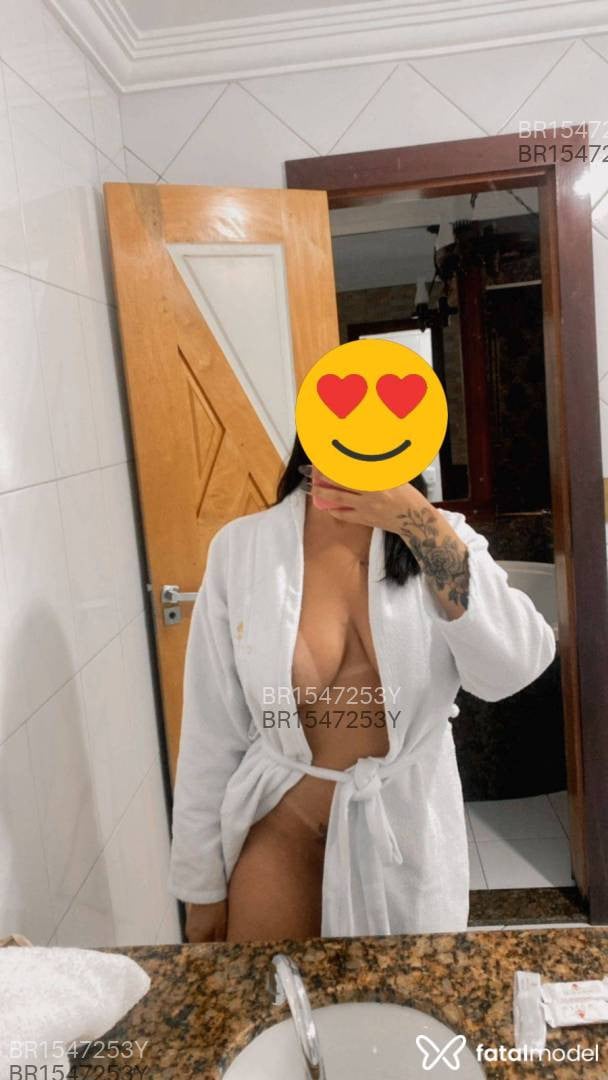 Acompanhante mulher morena (o) de olhos mel em Seabra - Rebeca Toledo