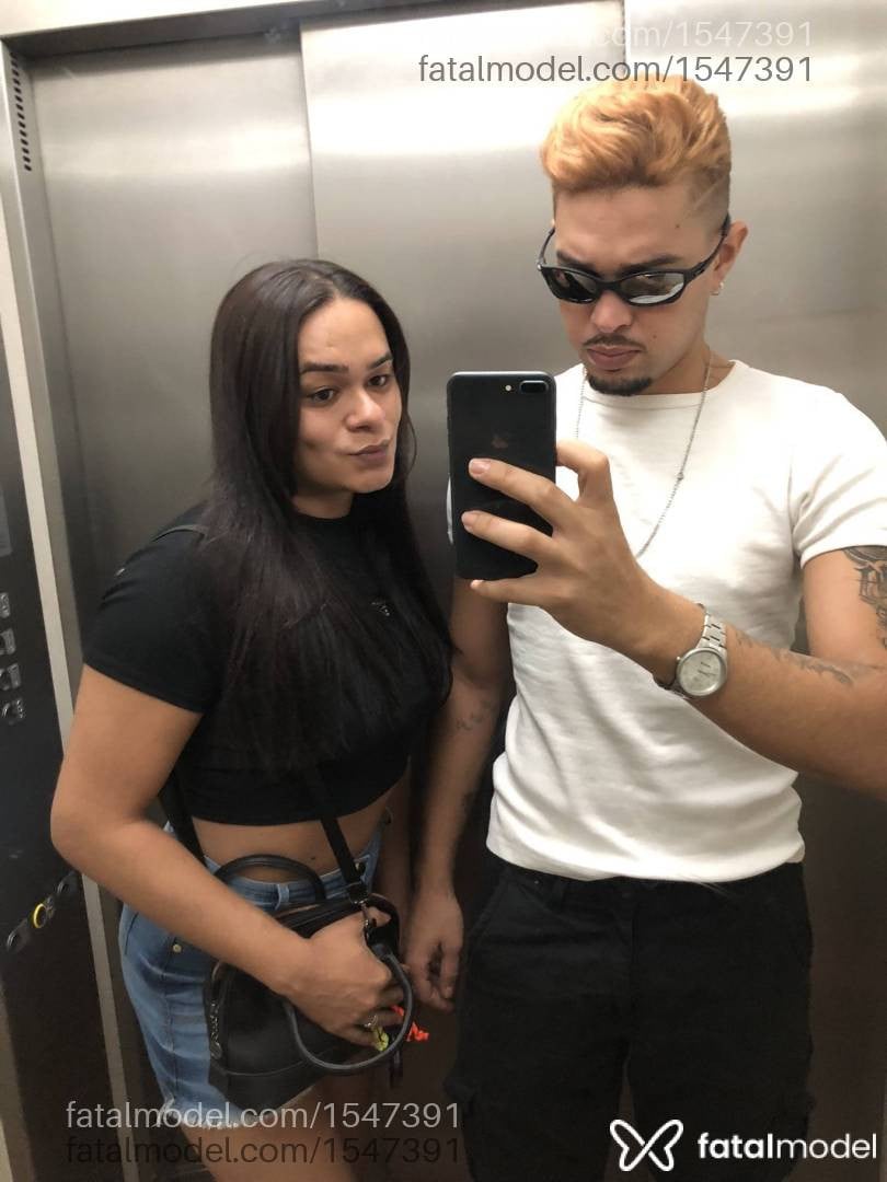 Acompanhante travesti morena (o) de olhos castanhos - Casalhot