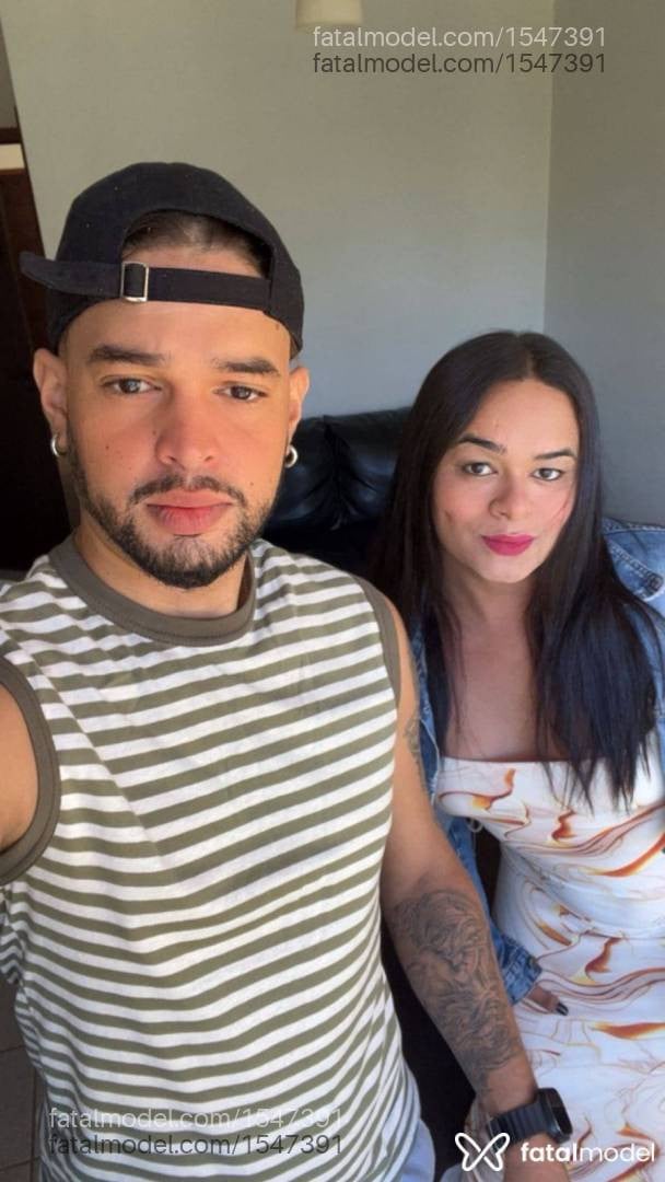 Acompanhante travesti morena (o) de olhos castanhos - Casalhot