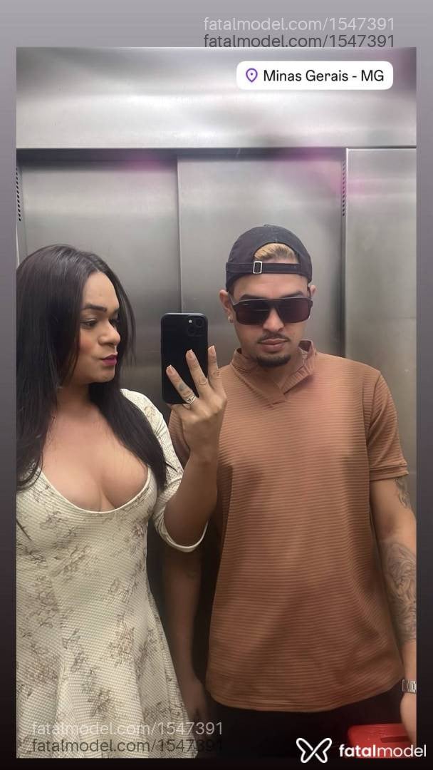 Acompanhante travesti morena (o) de olhos castanhos - Casalhot