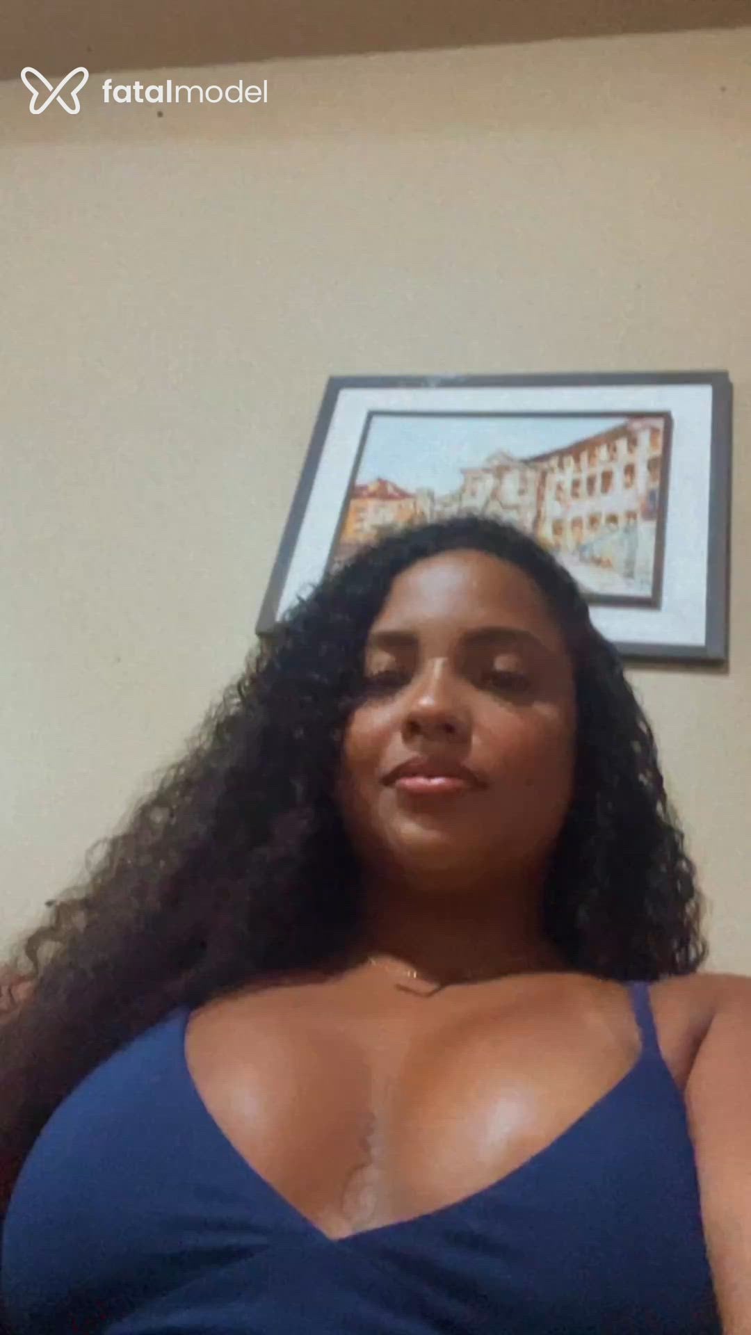 Acompanhante mulher morena (o) de olhos pretos - Ellen Souza Acompanhante mulher morena (o) de olhos pretos - Ellen Souza