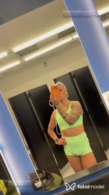 Acompanhante mulher trans loira (o) de olhos castanhos em Bragança Paulista - Soberana Fabydomme