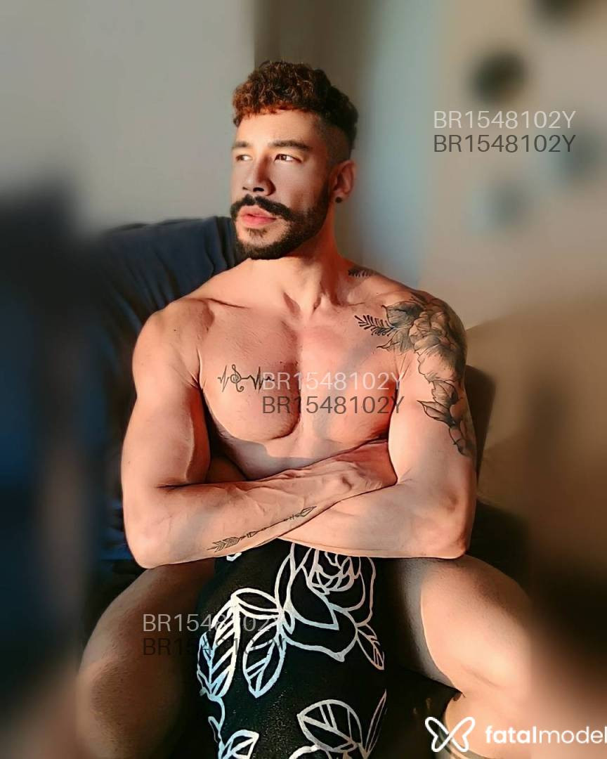 Acompanhante homem morena (o) de olhos castanhos em Capão da Canoa - ErickEzzo