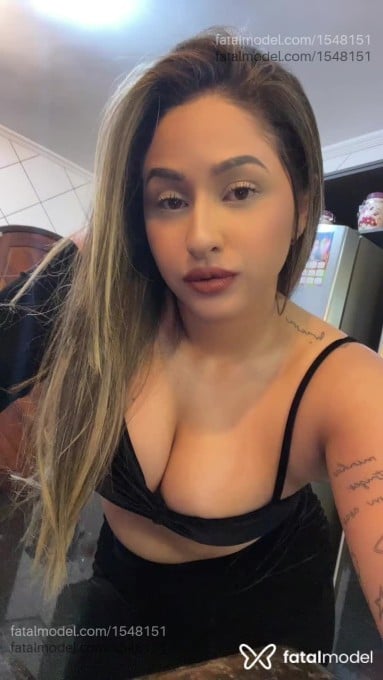 Acompanhante mulher com cabelo castanho de olhos castanhos em Lavras Acompanhante mulher com cabelo castanho de olhos castanhos em Lavras - Danny