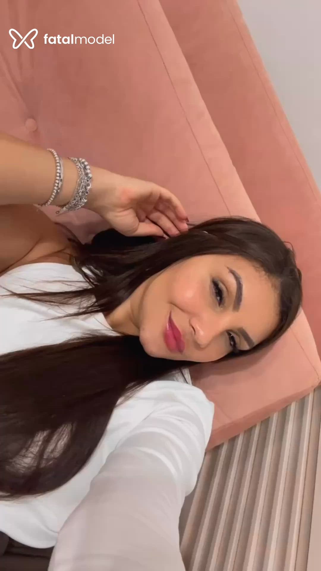 Acompanhante mulher com cabelo castanho de olhos castanhos - Gabrielle