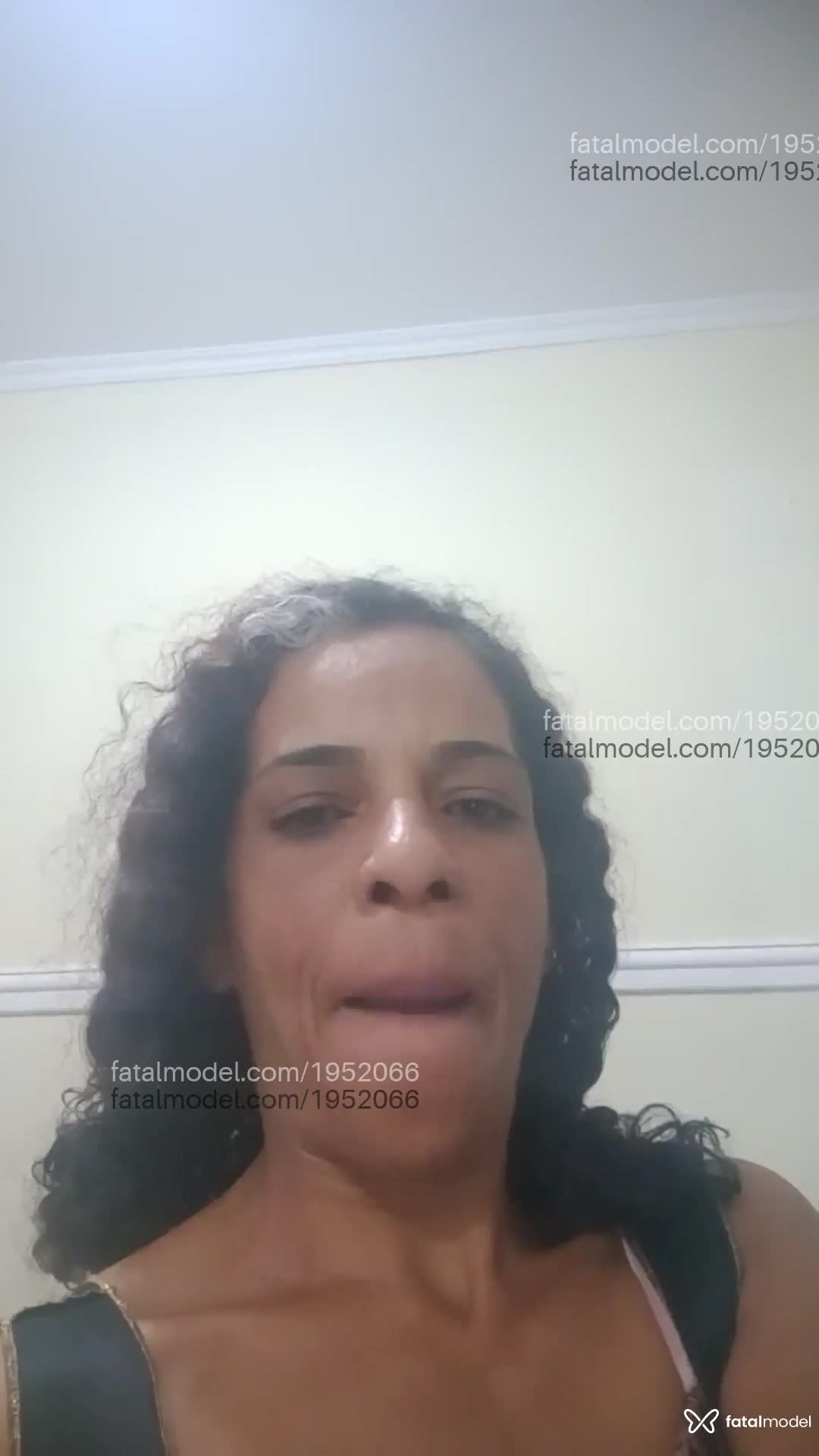 Acompanhante mulher com cabelo castanho de olhos castanhos em Araçatuba - Ninna