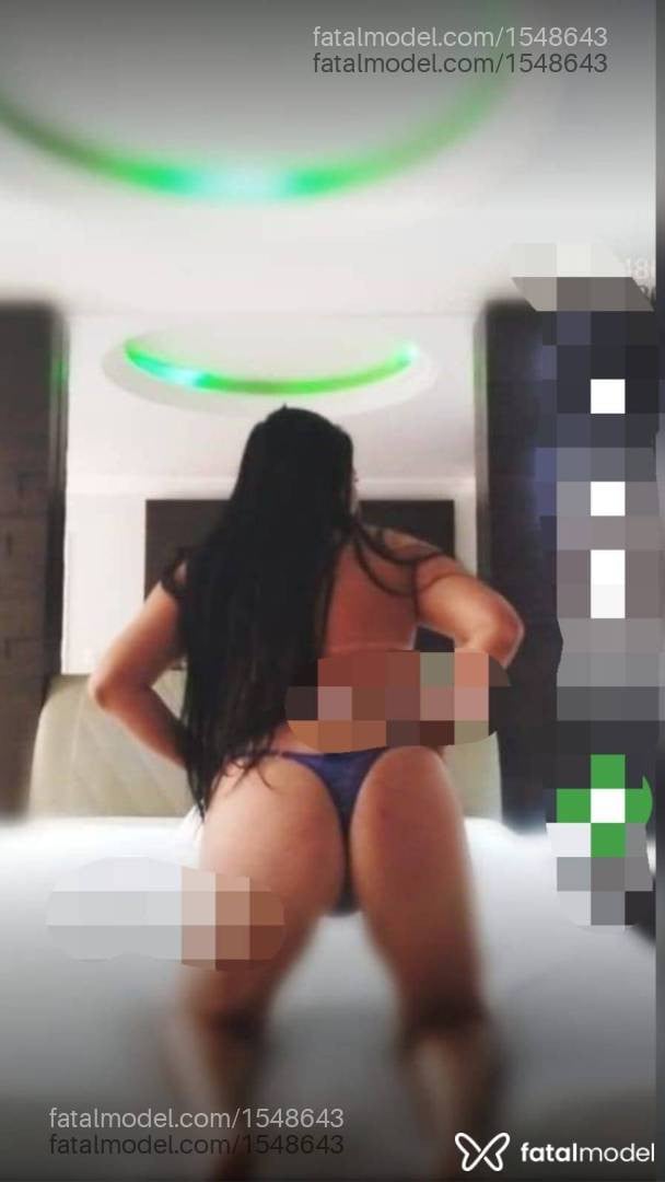 Acompanhante mulher morena (o) de olhos verdes - Danyela Alencar