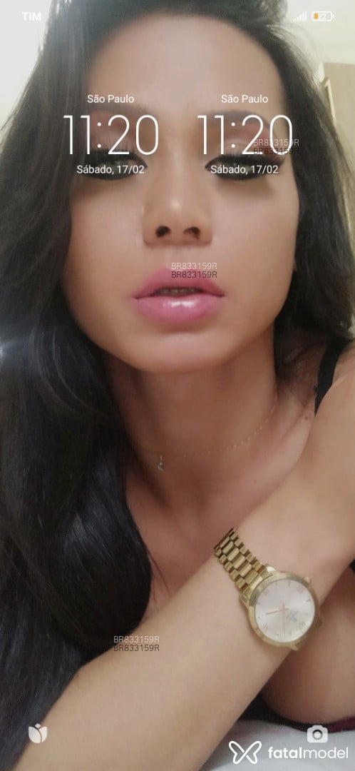 Acompanhante travesti com cabelo castanho de olhos castanhos em Blumenau Acompanhante travesti com cabelo castanho de olhos castanhos em Blumenau - Laryssa muller
