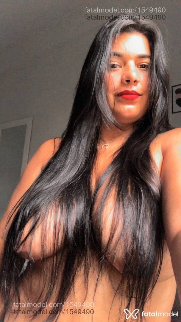 Acompanhante mulher morena (o) de olhos castanhos em Aracruz - Julia Viena