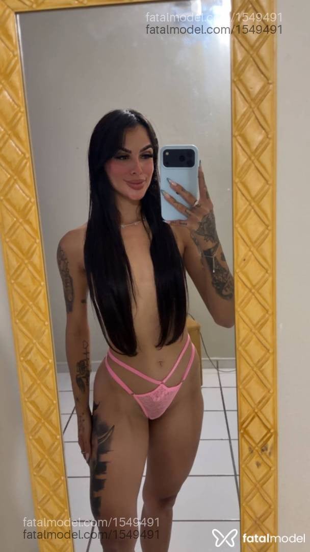 Acompanhante mulher morena (o) de olhos castanhos - Tália Montenegro