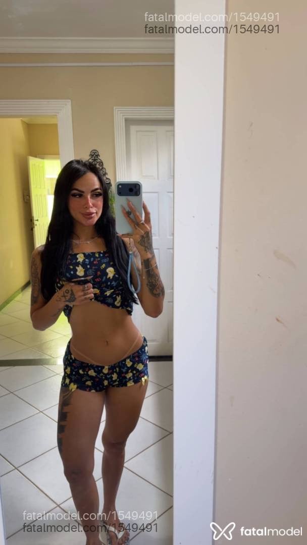 Acompanhante mulher morena (o) de olhos castanhos - Tália Montenegro