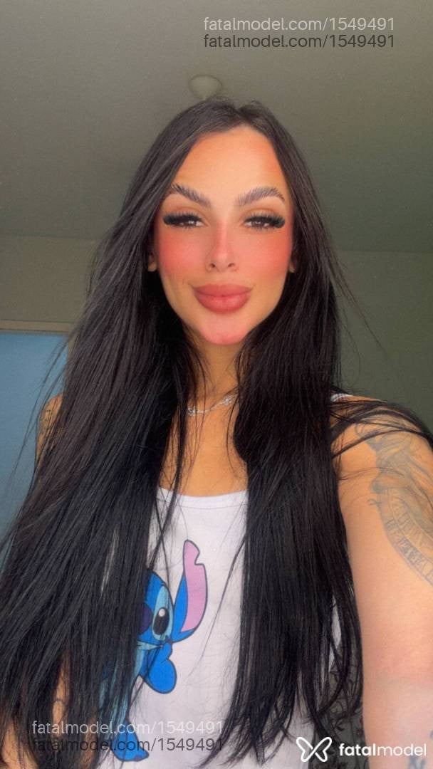Acompanhante mulher morena (o) de olhos castanhos - Tália Montenegro