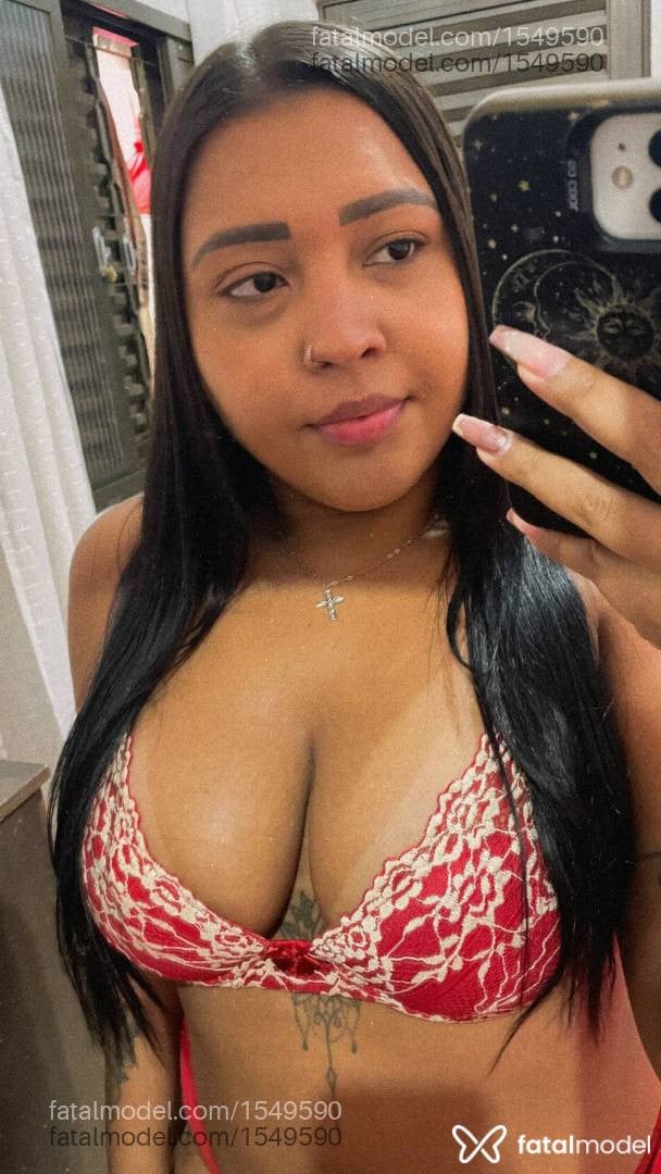 Acompanhante mulher morena (o) de olhos castanhos em Araxá Acompanhante mulher morena (o) de olhos castanhos em Araxá - Bianca