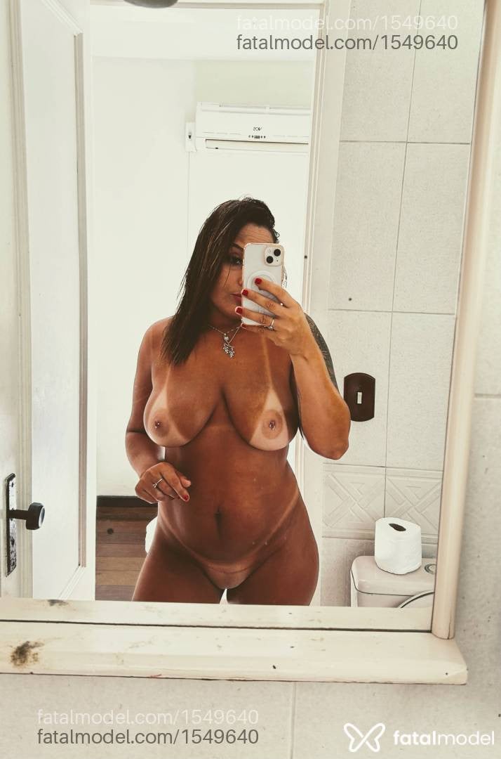 Acompanhante mulher com cabelo castanho de olhos castanhos em Bagé - Malu