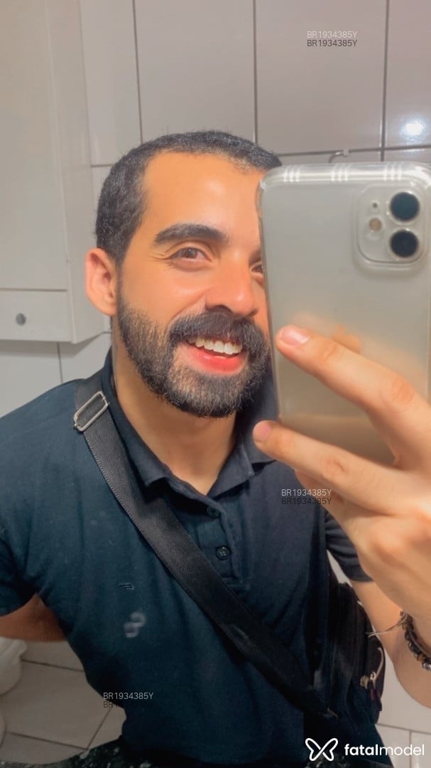 Acompanhante homem morena (o) de olhos castanhos em São Paulo - Lucas