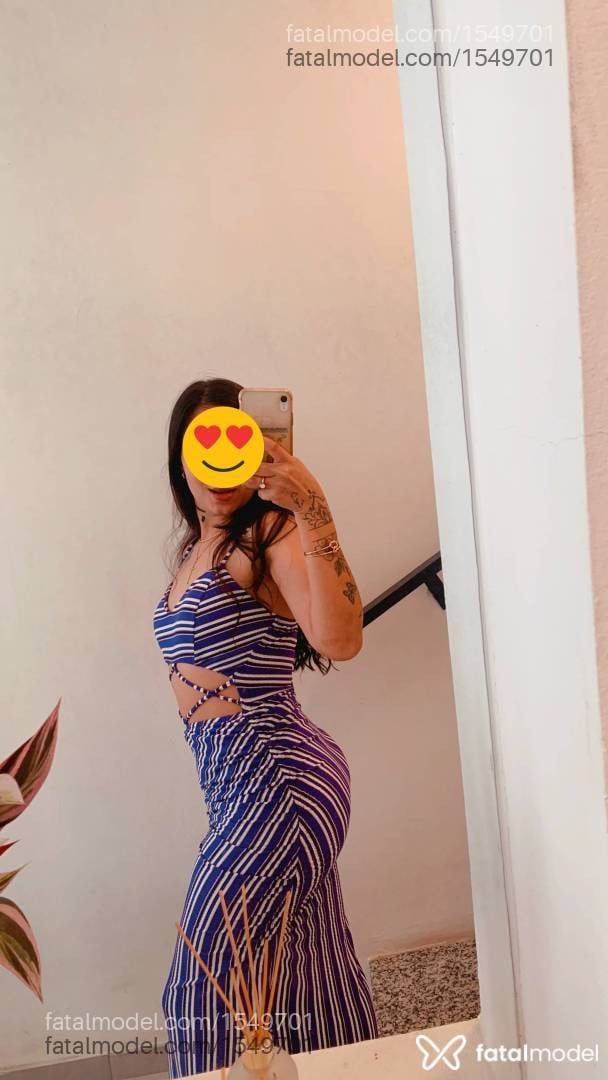 Acompanhante mulher com cabelo castanho de olhos castanhos - ísis Albuquerque