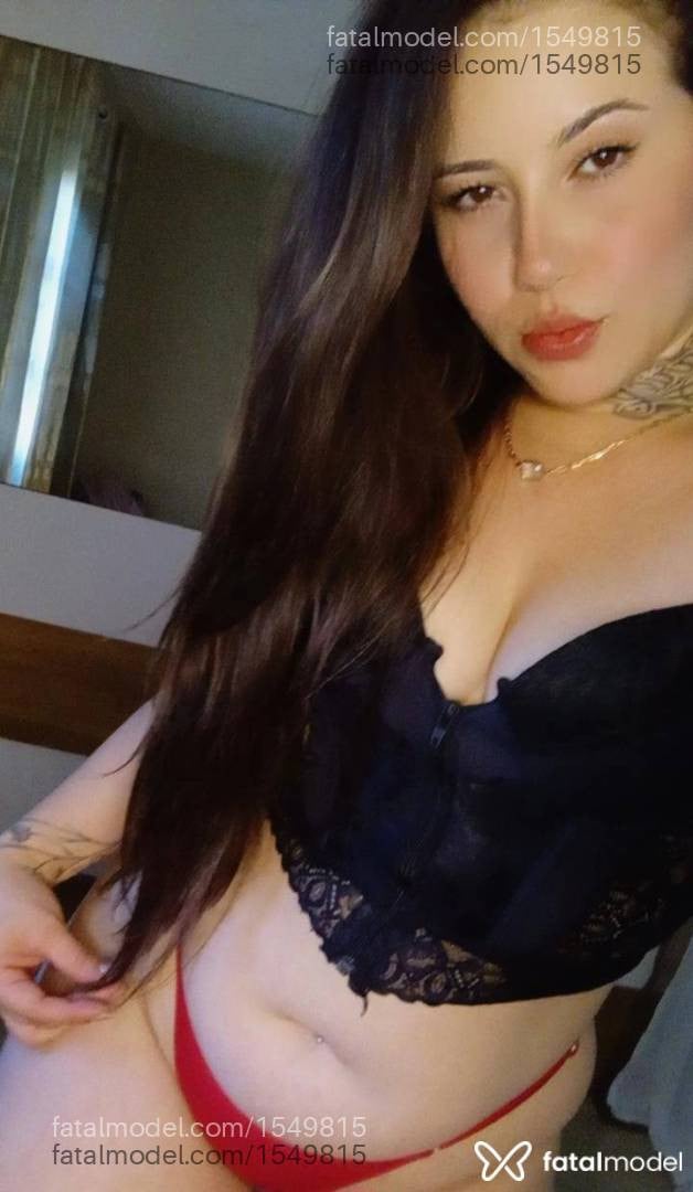 Acompanhante mulher com cabelo castanho de olhos castanhos em Gravataí - Larissa Brendel