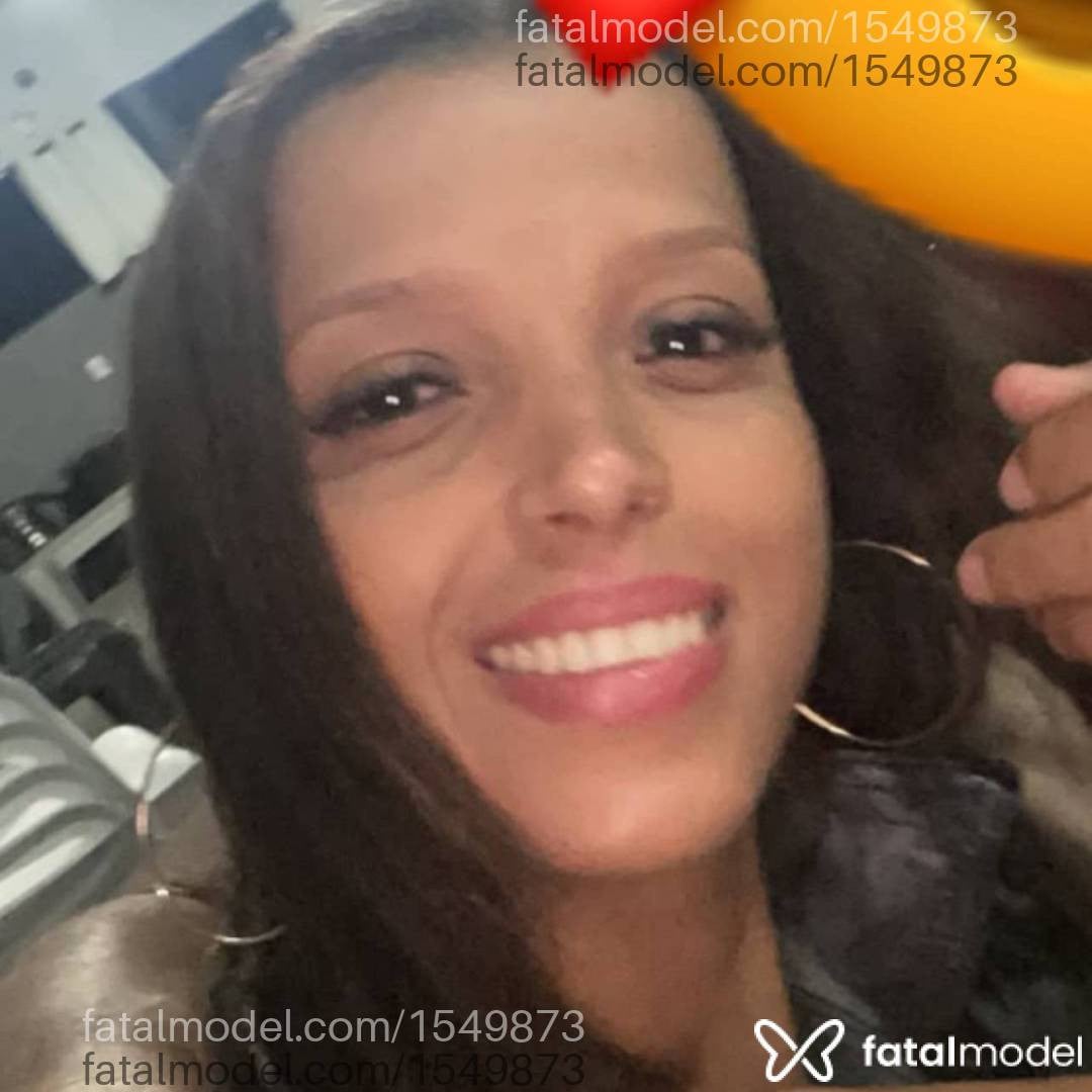 Acompanhante mulher com cabelo castanho de olhos castanhos - Nicolly Miller