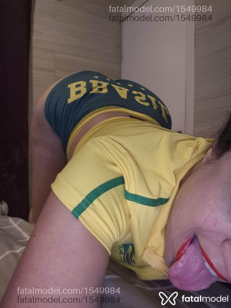 Acompanhante mulher morena (o) de olhos castanhos - Isabella
