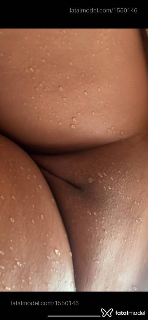 Acompanhante mulher morena (o) de olhos castanhos em Monte Carmelo - Bruna