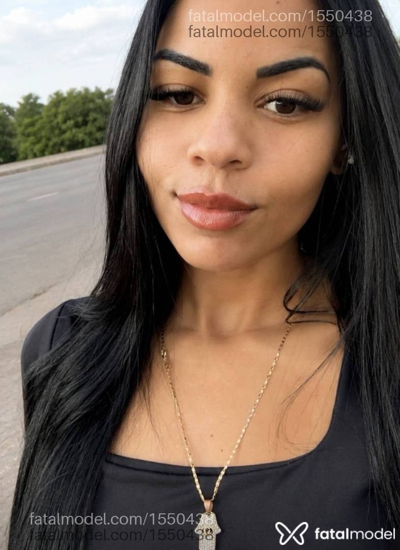 Acompanhante mulher morena (o) de olhos castanhos em Pará de Minas - Luara