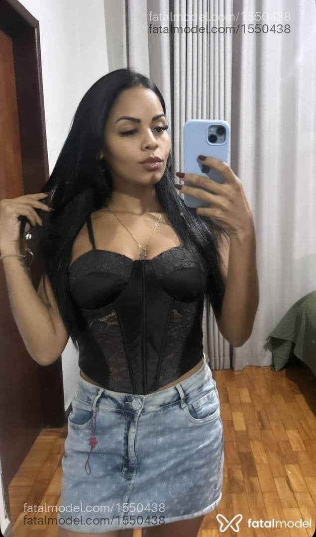 Acompanhante mulher morena (o) de olhos castanhos em Pará de Minas - Luara