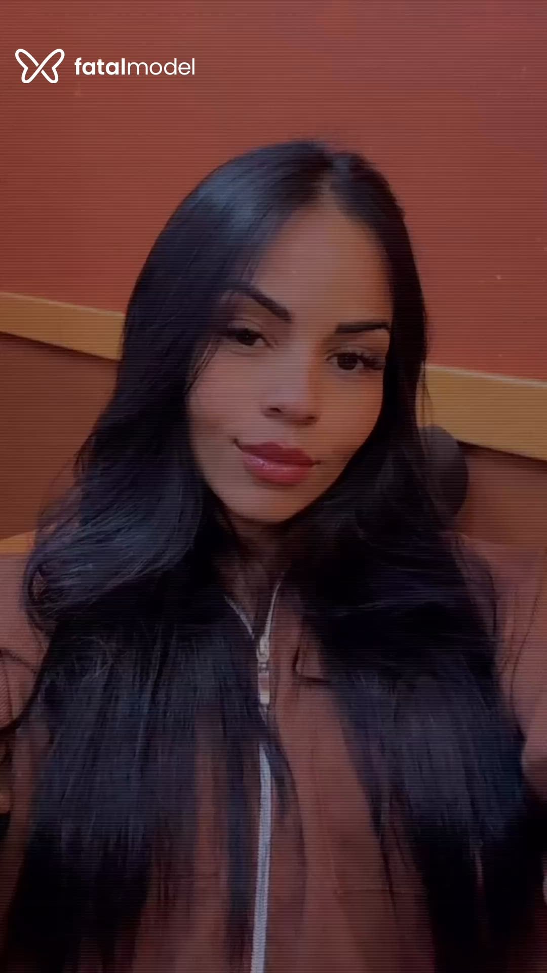 Acompanhante mulher morena (o) de olhos castanhos em Três Corações Acompanhante mulher morena (o) de olhos castanhos em Três Corações - Luara