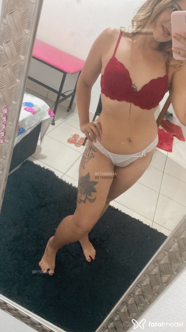 Acompanhante mulher loira (o) de olhos castanhos em Goiânia - Karina