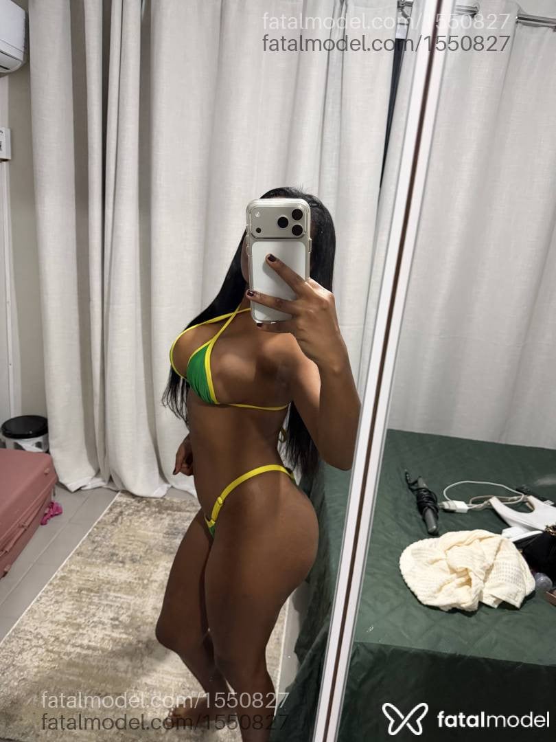 Acompanhante mulher com cabelo castanho de olhos castanhos - THAÍS ARAUJO