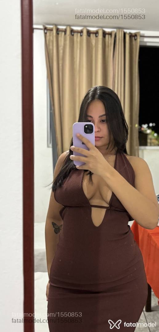 Acompanhante mulher morena (o) de olhos castanhos - Yasmin