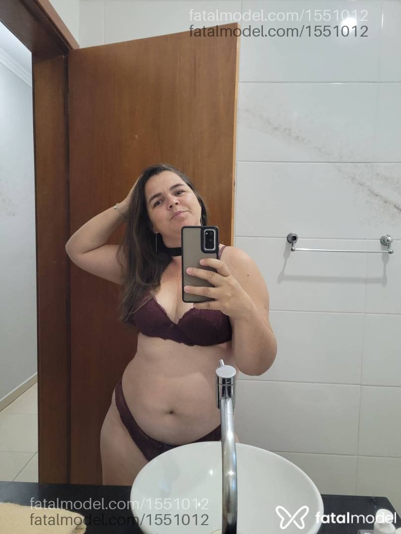 Acompanhante mulher loira (o) de olhos verdes em Bauru Acompanhante mulher loira (o) de olhos verdes em Bauru - Camila Amorim