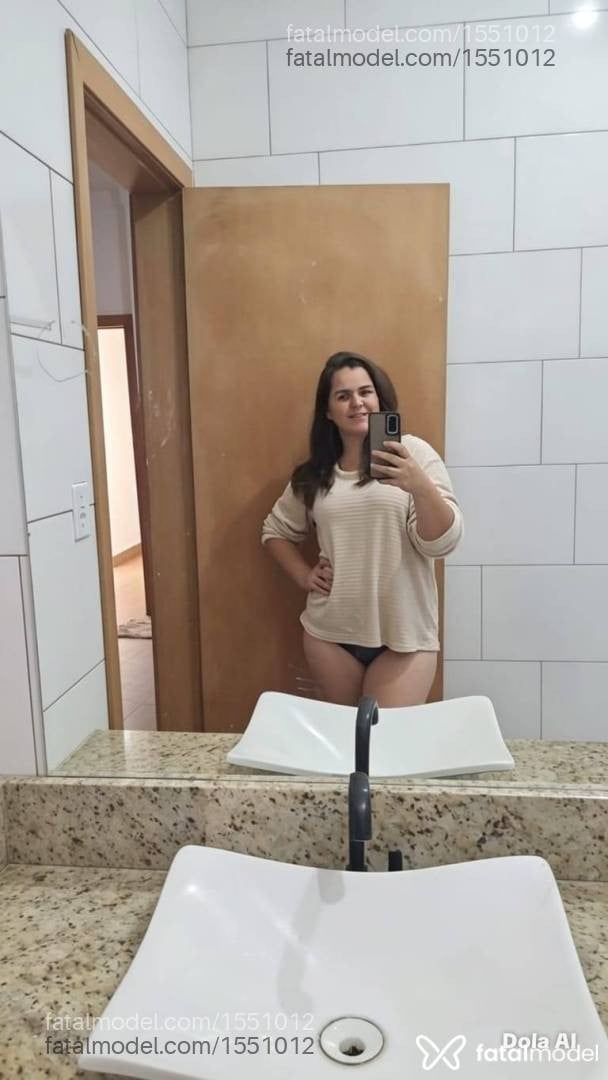 Acompanhante mulher loira (o) de olhos verdes em São José do Rio Preto Acompanhante mulher loira (o) de olhos verdes em São José do Rio Preto - Camila Amorim