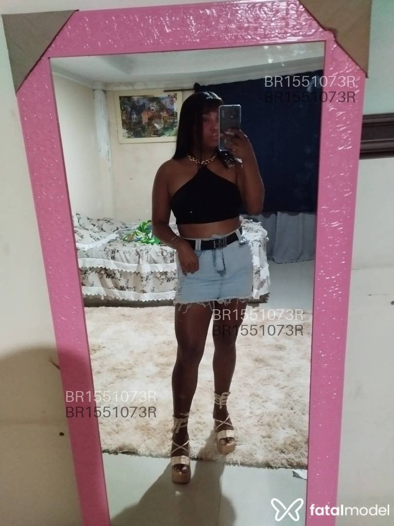 Acompanhante mulher morena (o) de olhos castanhos em Barra Velha Acompanhante mulher morena (o) de olhos castanhos em Barra Velha - moara yoki