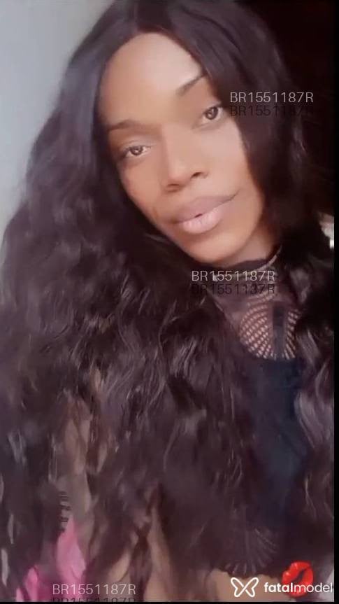 Acompanhante travesti morena (o) de olhos castanhos em Belo Horizonte - Yara Silva