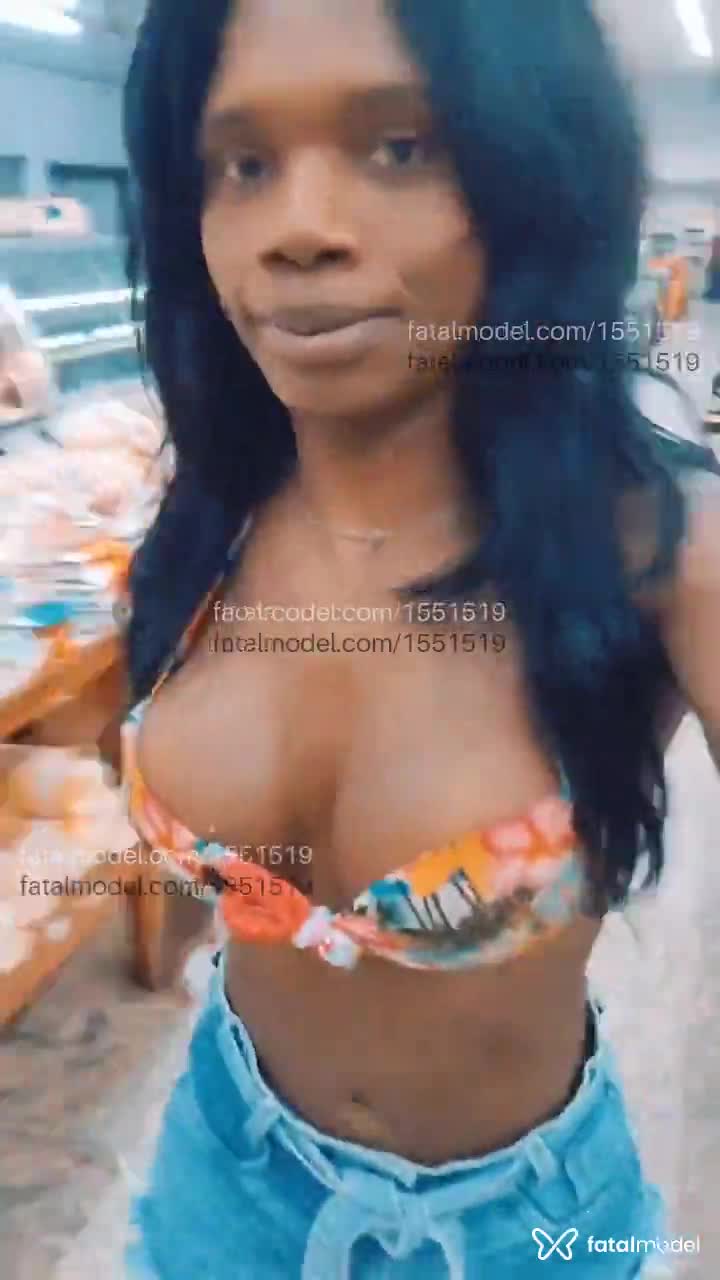 Acompanhante travesti morena (o) de olhos pretos em Três Lagoas - Negra angela