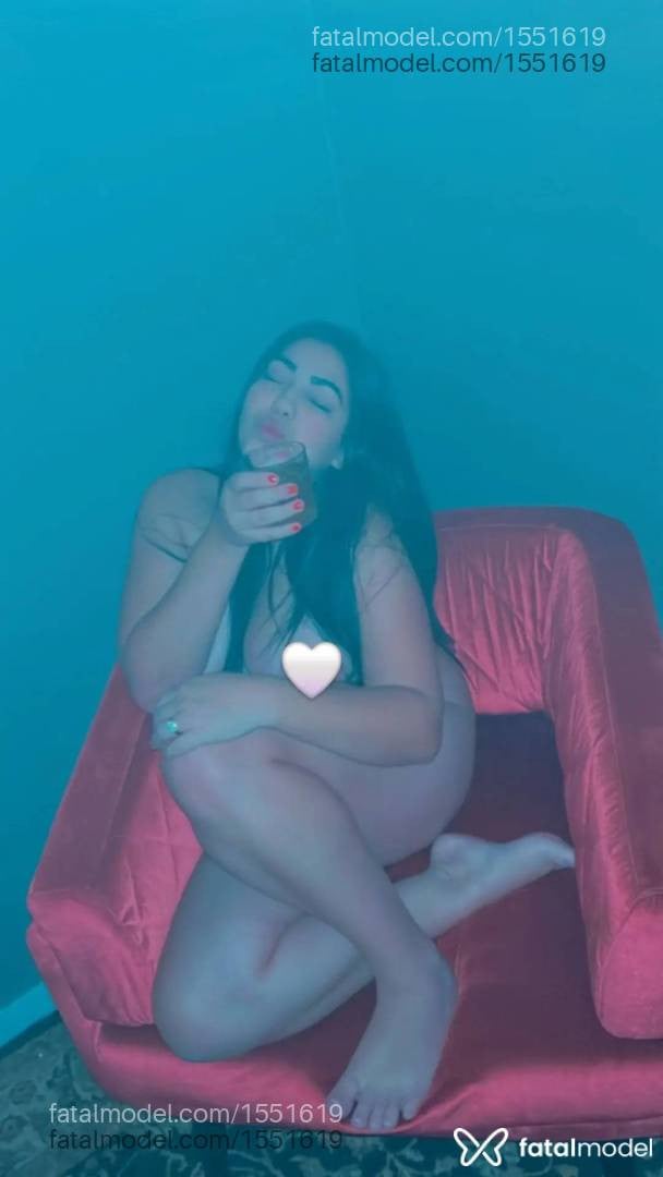 Acompanhante mulher com cabelo castanho de olhos castanhos - Rafaela