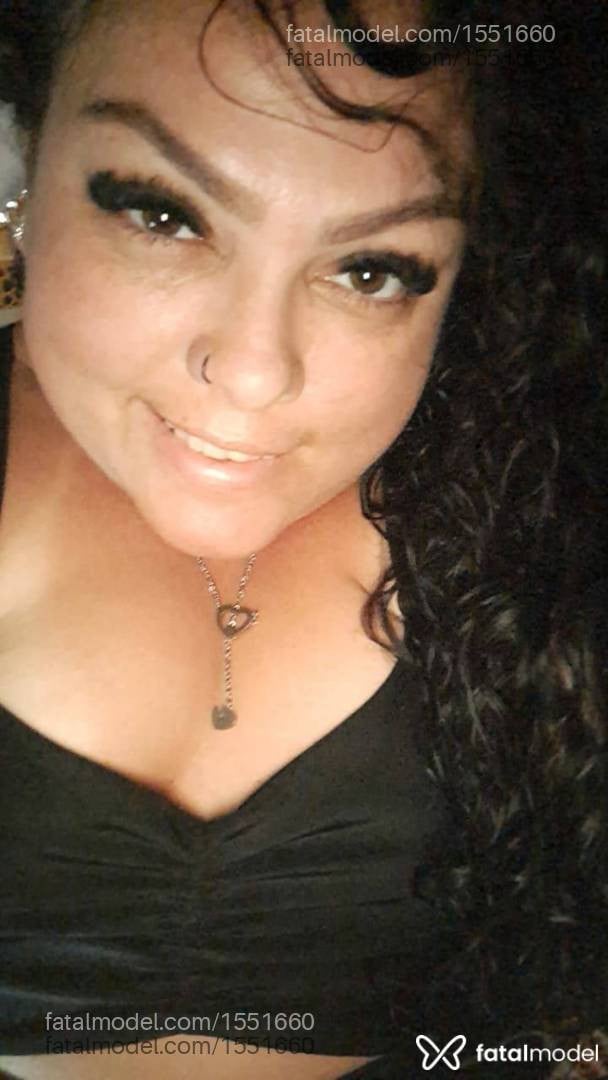 Acompanhante mulher morena (o) de olhos mel - TINA BORGES