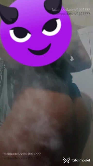Acompanhante mulher trans com cabelo castanho de olhos castanhos em Vitória da Conquista Acompanhante mulher trans com cabelo castanho de olhos castanhos em Vitória da Conquista - Gabriella