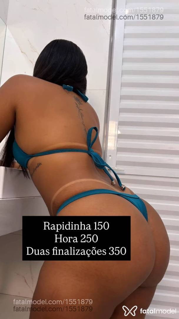 Acompanhante mulher com cabelo castanho de olhos castanhos - Morena